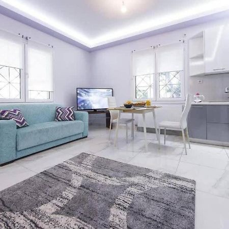 Villa Modern Fully-Equipped House, 5 Min Walk From Metro Athen Exterior foto
