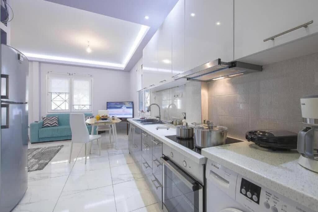Villa Modern Fully-Equipped House, 5 Min Walk From Metro Athen Exterior foto