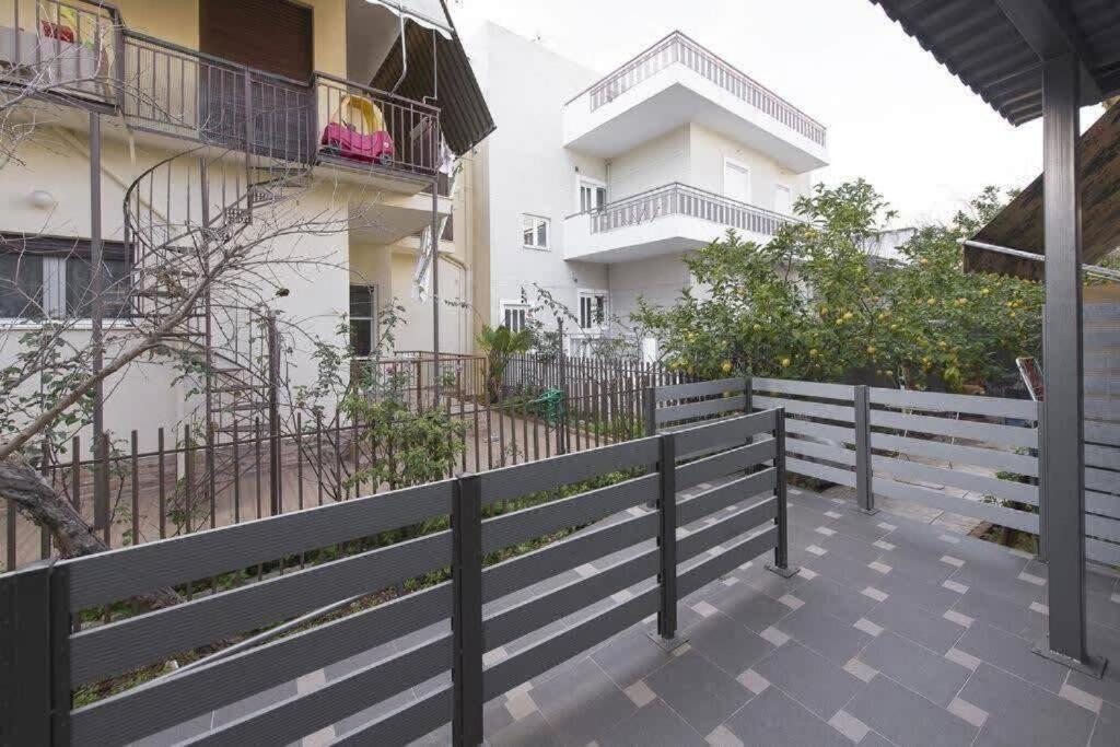 Villa Modern Fully-Equipped House, 5 Min Walk From Metro Athen Exterior foto